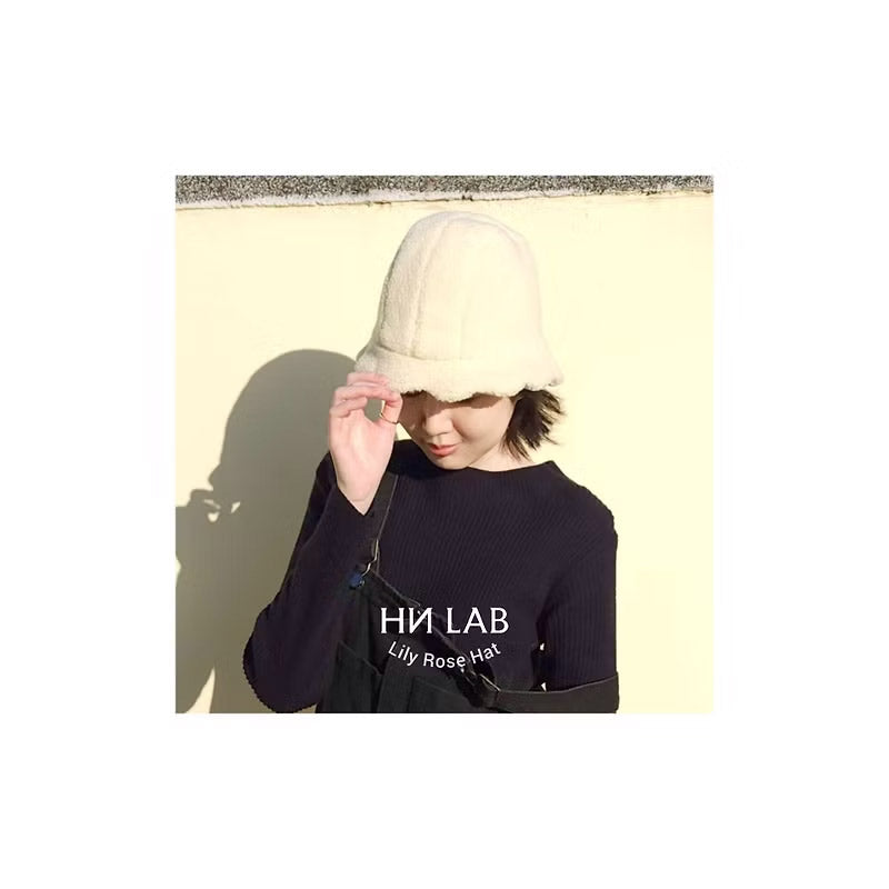 HNLAB - Lily Rose Hat羊羔絨搖粒絨泰迪熊花瓣帽 戶外穿搭正面照