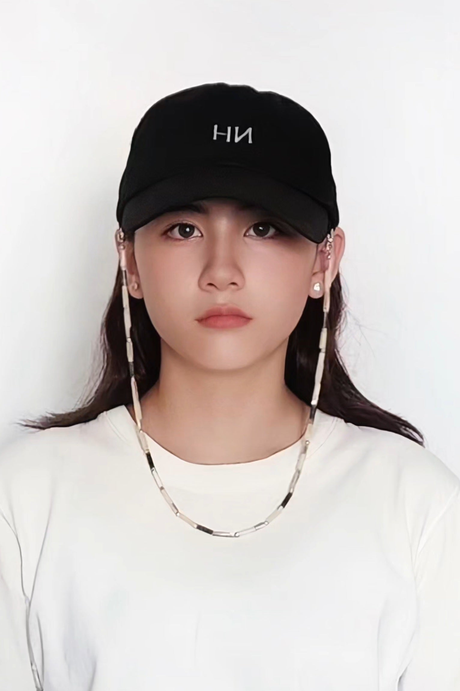 BEADED CAP CORD BASEBALL CAP串珠帽繩黑單寧棒球帽，正面穿搭 - HNLAB