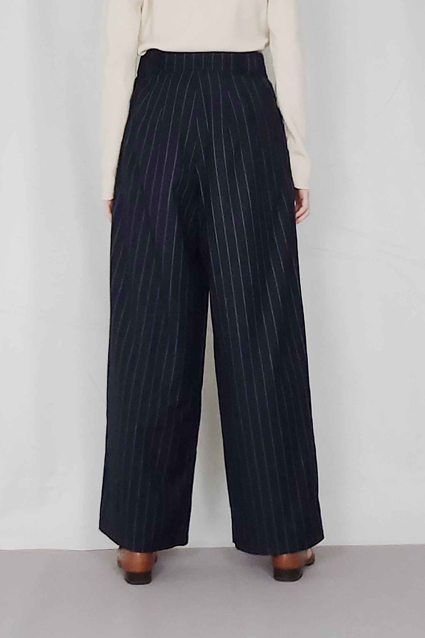 深藍白條紋高腰寬版3D立裁西裝長褲 STRIPE WIDE LEG PANTS HN LAB